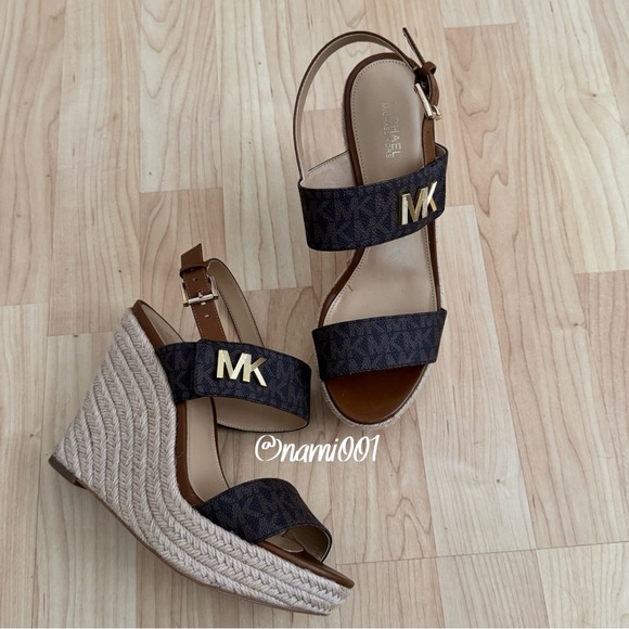 MICHAEL Michael Kors Brown Monogram Deanna Wedges Sandals with Logo Straps - Picture 2 of 9